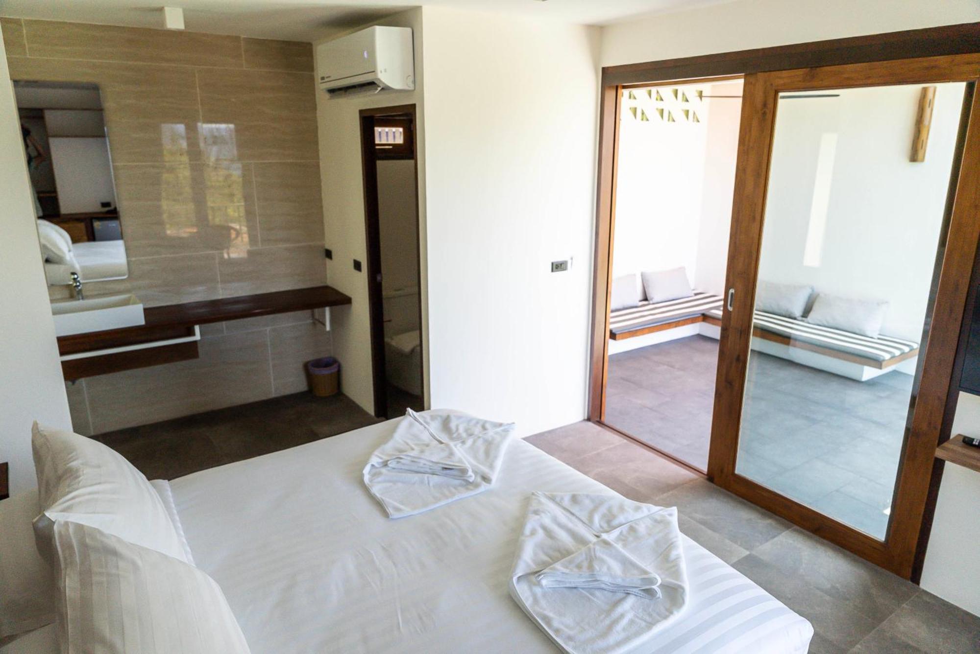 Mae Ya Resort Koh Tao Exterior photo